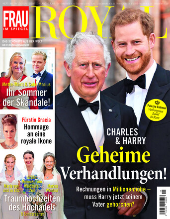Frau im Spiegel Royal
